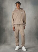 είδη ένδυσης Alcott παντελόνι jogger με τύπωμα team 053 bg1 μπεζ σκούρο άνδρες RRJDJ41174