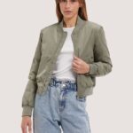 είδη ένδυσης Alcott cropped bomber jacket με ανακυκλωμένη επένδυση bk1 μαύρο γυναίκες RRJDJ4408